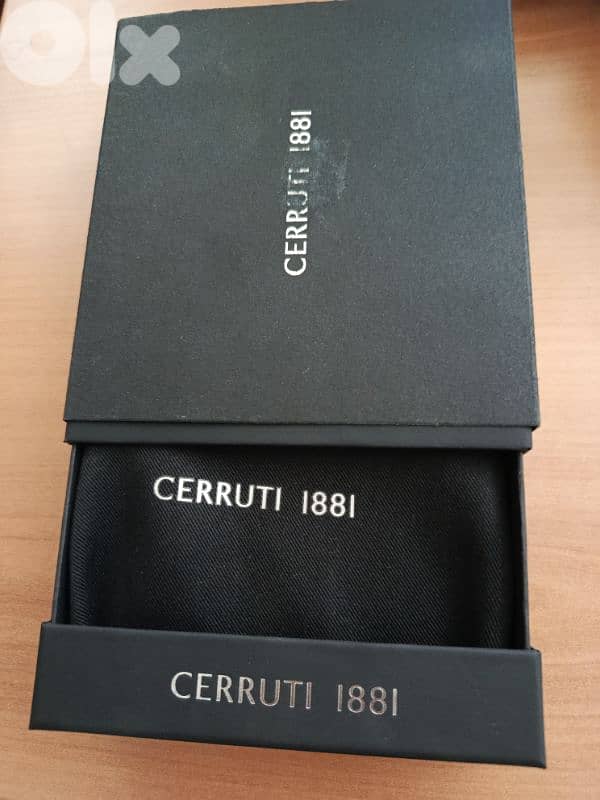 Cerruti 1881 Calf Leather wallet. New with box. 2