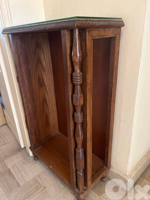 Table/Rangement 1