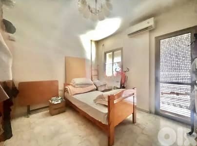 160 SQM Apartment For Sale In Achrafieh شقة للبيع #JZ205824