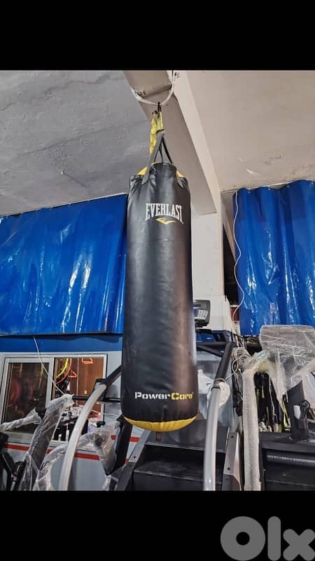 boxing bag like new original  everlast 1