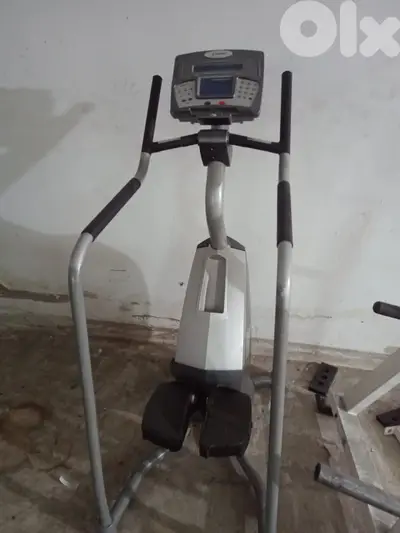 Stair master Elliptical Geo Gym Equipment معدات رياضية متنوعة