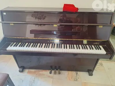 piano Hoffman like new 3 pedal tuning warranty