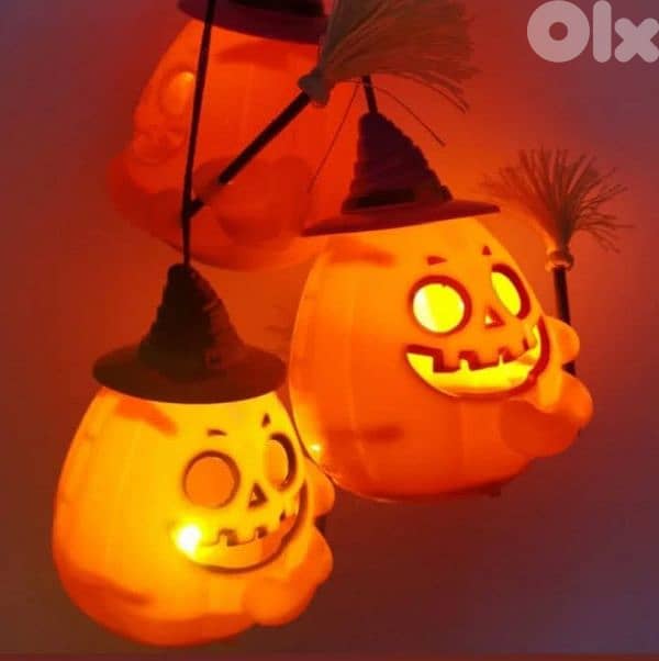 Halloween party items 0