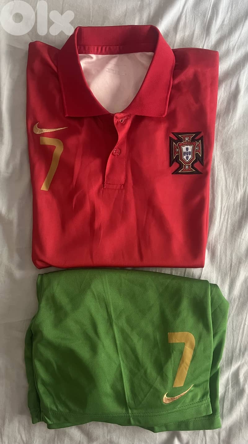Football clothes 0