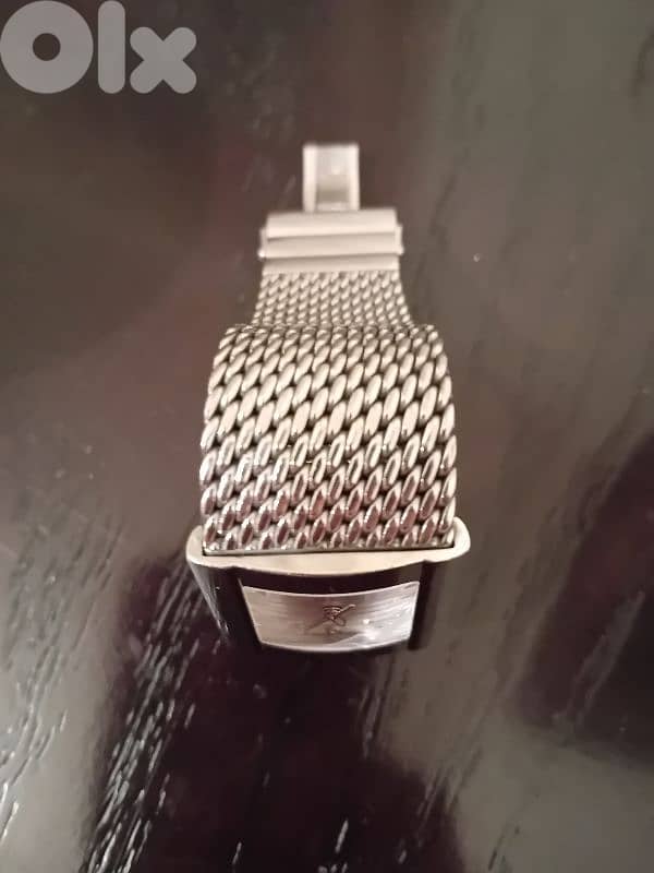 CD watch 1