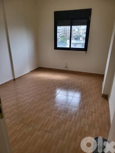 شقة للبيع في البوشرية/شارع الاشورية Apartment for sale in Baouchriyeh