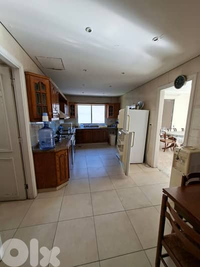 SPACIOUS APARTMENT IN VERDUN PRIME (370SQ) 4 BEDROOMS , (BT-1226)