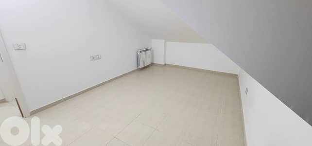 GMC119AJ Duplex for rent in Mar Roukoz - دوبلكس للإيجار في مار روكز
