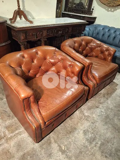 chesterfield original two pieces made in England