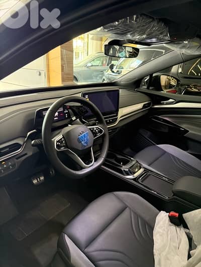 2024 Volkswagen ID. 4 Pro