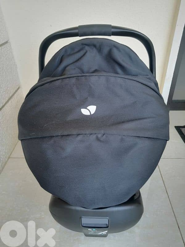 joie car seat 1st stage: birth to 15 months. birth to 13kg. with base 3