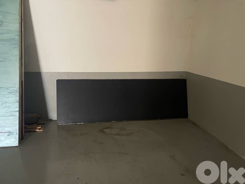 Studio Walls 4