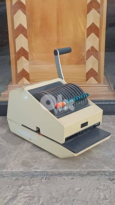 antique 3