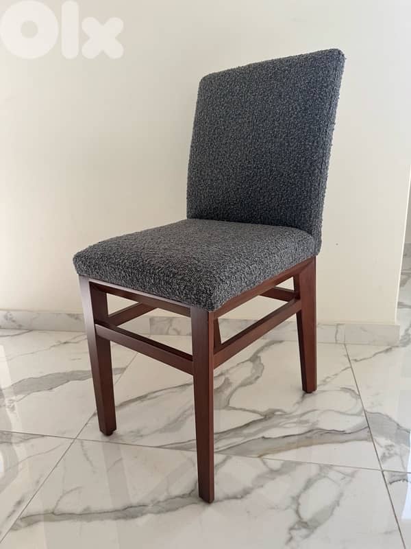 8 Dinning chairs 0