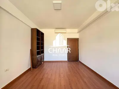 Office for Rent in Badaro - مكتب للايجار في بدارو - #R2809