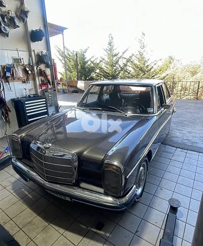 Mercedes-Benz 200 Series 1970