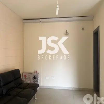 L19172 - 50 SQM Office With Open View For Sale in Mazraat Yachouh