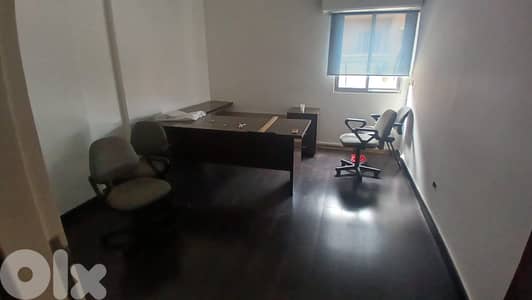 L19181 - Semi-Furnished Office For Rent in Zalka