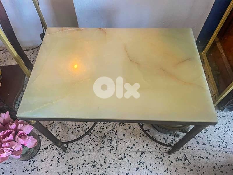 2 onyx and brass coffee tables 2