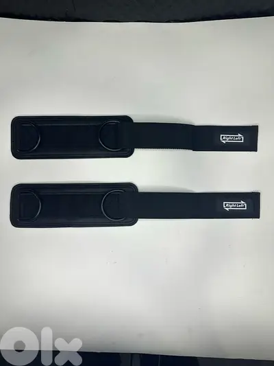 Ankle brace for cable machine