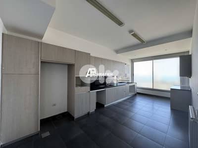 Sea View Apartment for Rent in Achrafieh - شقة للأجار في الأشرفية