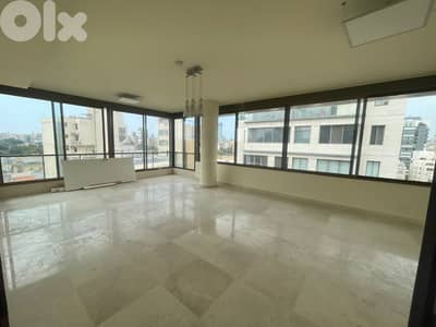 شقة للايجار في بدارو Decorated apartment for rent in Badaro
