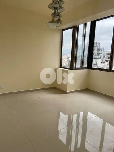 شقة للايجار في بدارو Decorated apartment for rent in Badaro