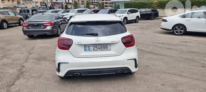 Mercedes-Benz A-Class 180 2013 Red line look AMG