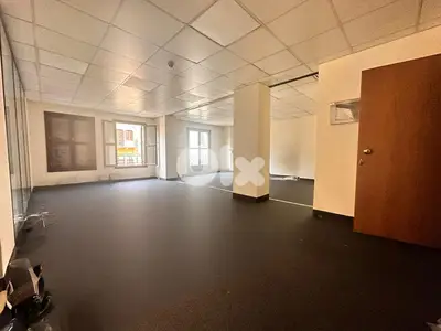 Office for Rent in Downtown Beirut مكتب للإيجار في وسط بيروت