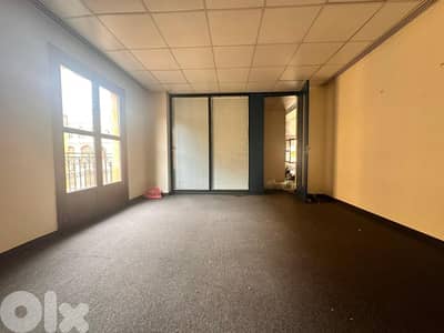 Office for Rent in Downtown Beirut مكتب للإيجار في وسط بيروت