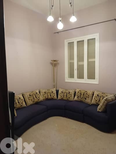 HIGH CEILLING VINTAGE IN ACHRAFIEH SASSINE AREA 170SQ  (AC-1083)