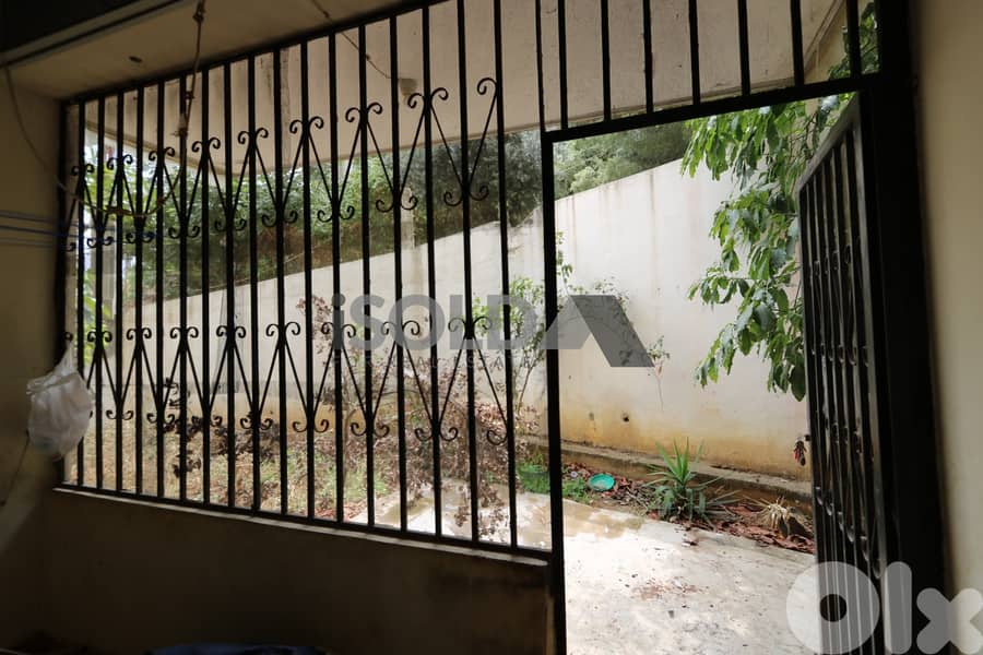 HOT DEAL, Mazraat yechouh, 212m2+garden, calm area, gated parking 0