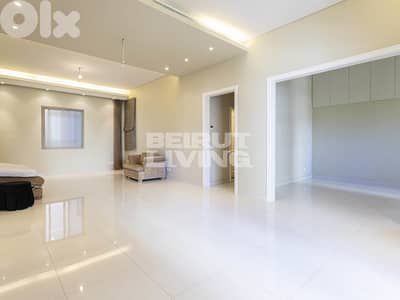 Spacious Apartment | High Ceiling | 4 Balconies | View