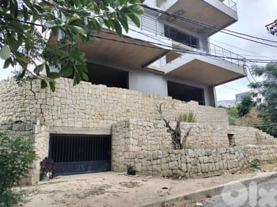 building for sale in kfarhbeb بناية للبيع في كفرحباب