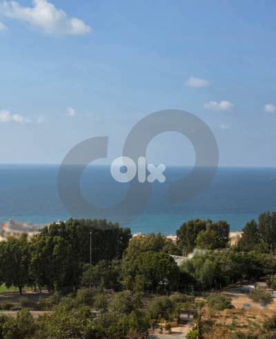 Sea facing luxurious apartment , Dohat el Hoss/دوحة الحص REF#OM126157