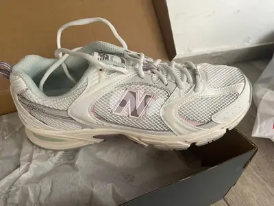 New Balance 530 size 43