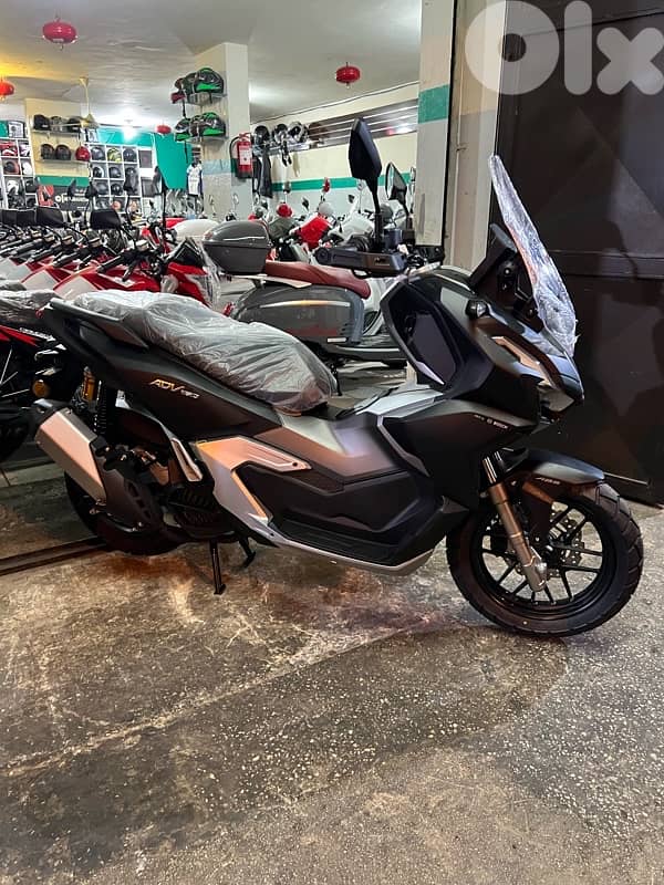 ADV 160 1