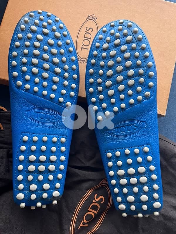 TOD’S LOAFERS with box and dust bag 2