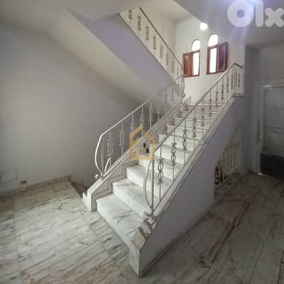 Villa for sale in Aramoun HN221 فيلا للبيع في عرمون