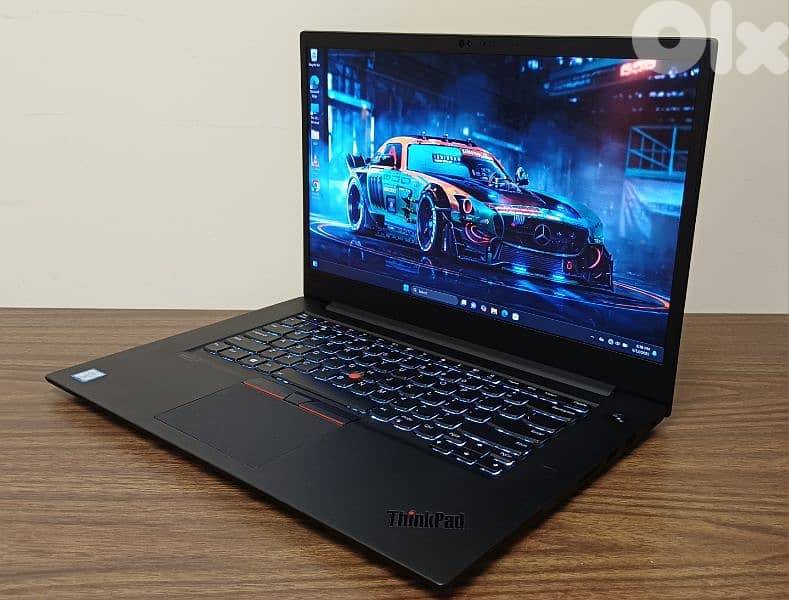 P1 workstation super slim 4k screen - 4 gb vga nvidia - 16 gb ram 1