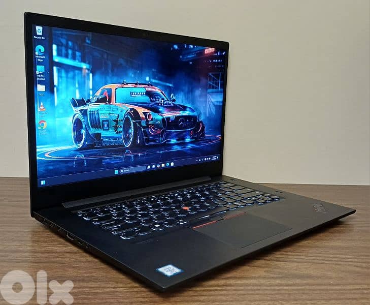 P1 workstation super slim 4k screen - 4 gb vga nvidia - 16 gb ram 3