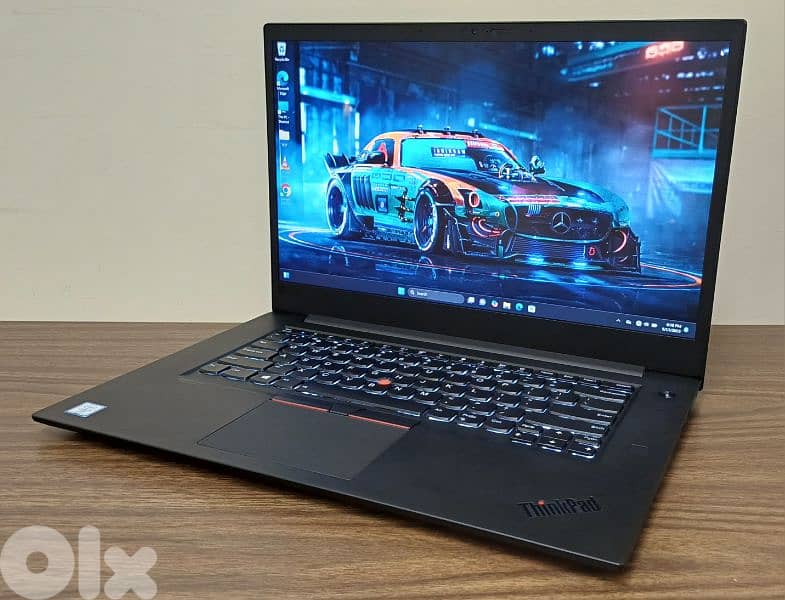 P1 workstation super slim 4k screen - 4 gb vga nvidia - 16 gb ram 8