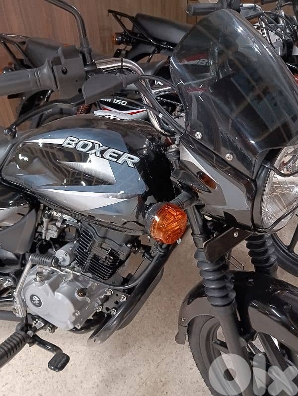 Bajaj Boxer 150cc 0klm dealer warranty model 2025 13