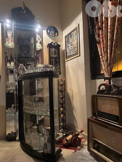 Sturdy Glass Bottle Bar