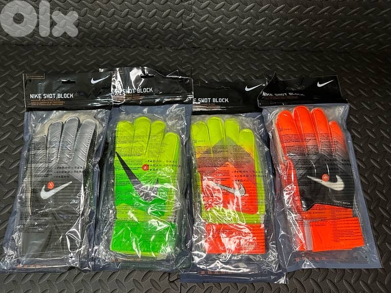 Nike shot block goalkeeping gloves 3