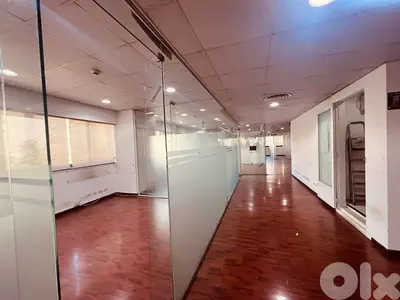Sodeco Professional 425sqm 17 rooms with 10 Parkings Security Sodeco Professional 425sqm 17 rooms with 10 Parkings Security