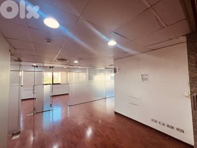 Sodeco Professional 425sqm 17 rooms with 10 Parkings Security