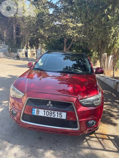 Mitsubishi Outlander Sport 2011