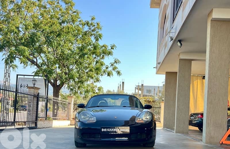 Porsche Boxster 2.5L very clean!! 0