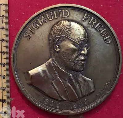 Bronze medal SIGMUND FREUD 1856-1939 - diameter 9 cm